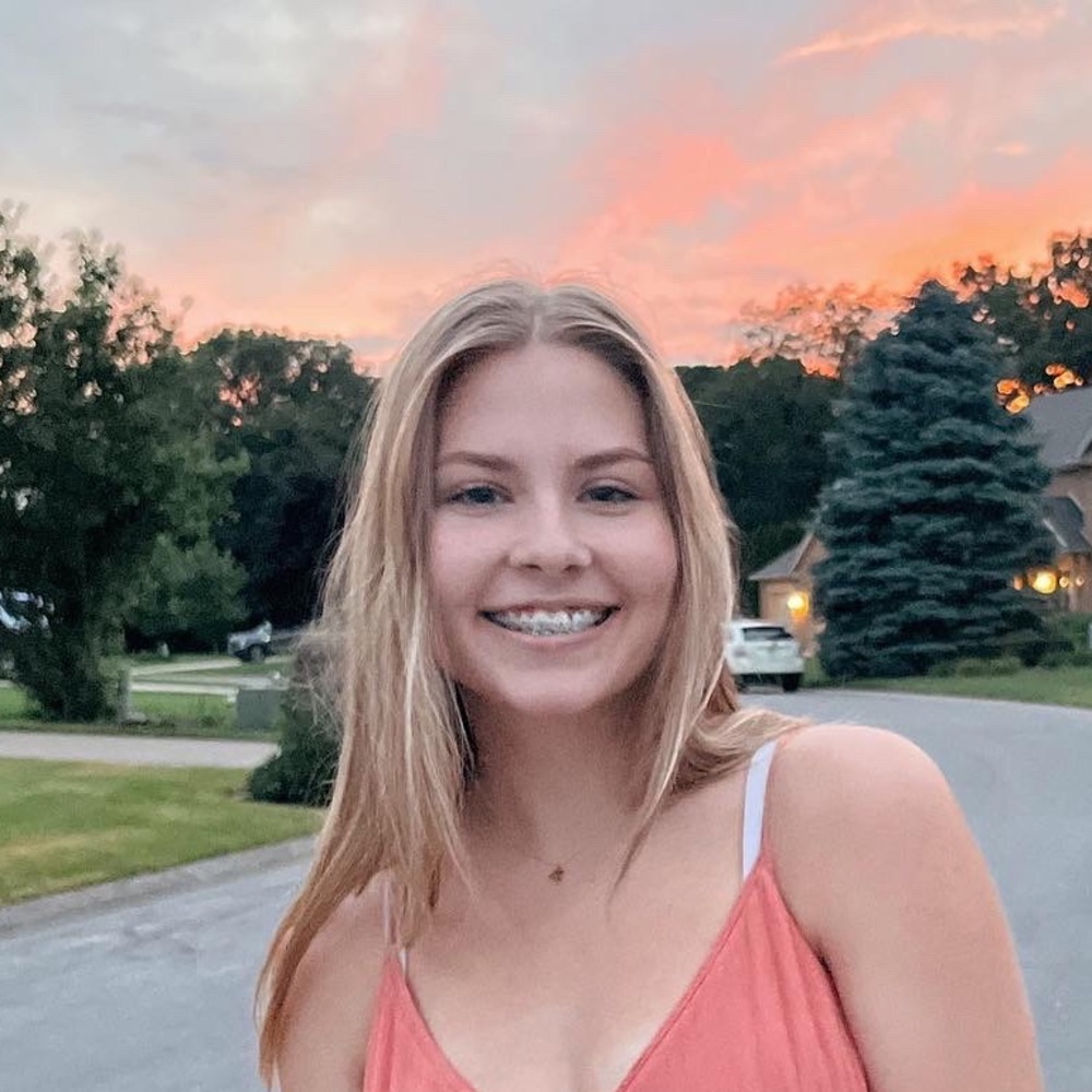 Meet your Posher, Maddie